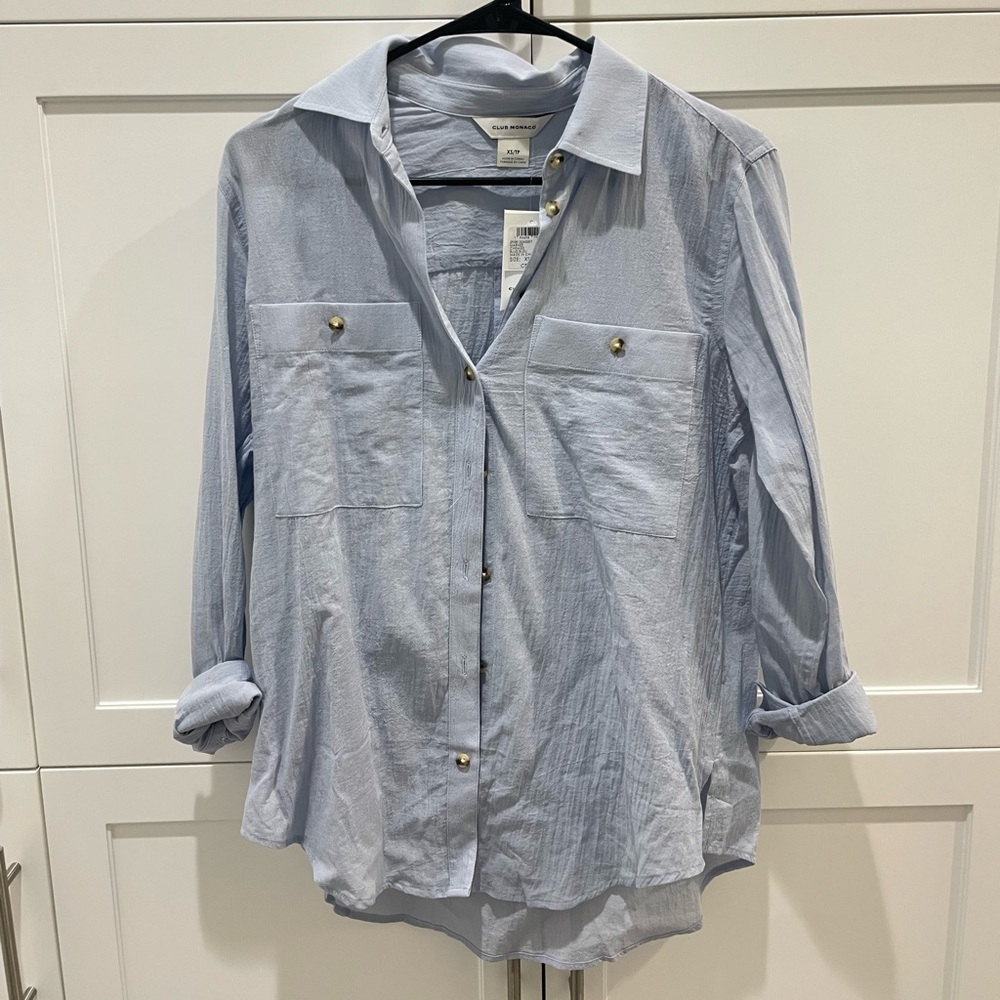 BNWT LIGHT BLUE LINEN LONG SLEEVE BUTTON DOWN SHIRT